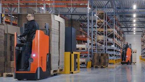 Acquisto o noleggio di carrelli elevatori: guida ai vantaggi fiscali e operativi